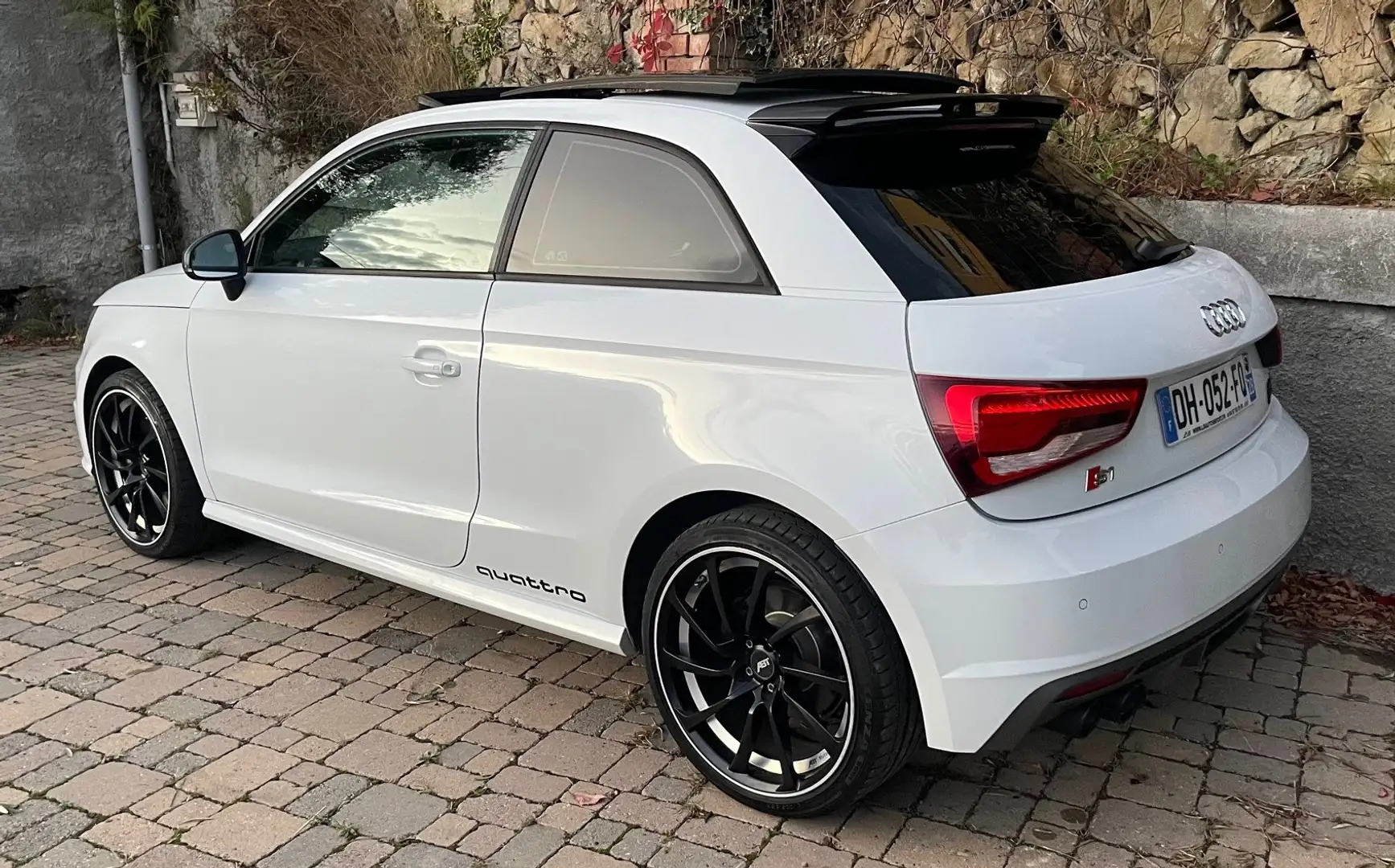 Audi S1