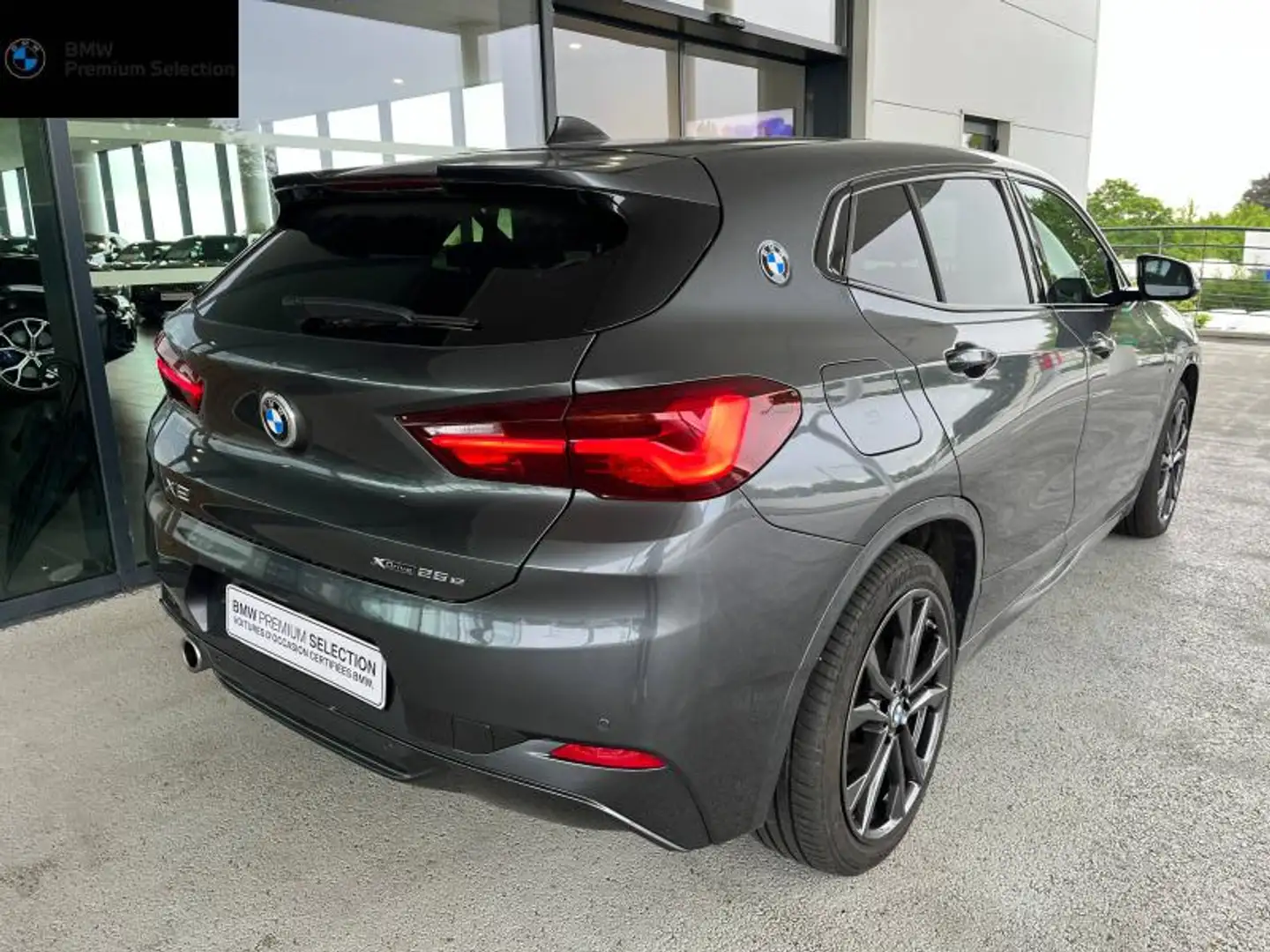 BMW X2