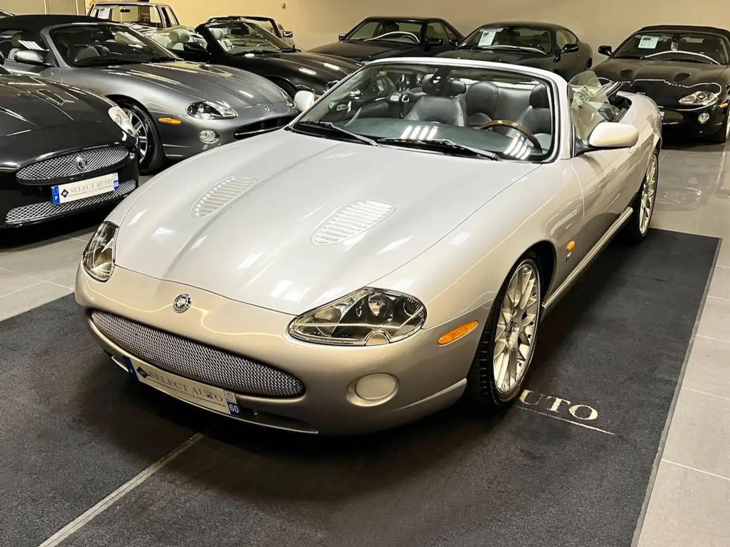 Jaguar XKR