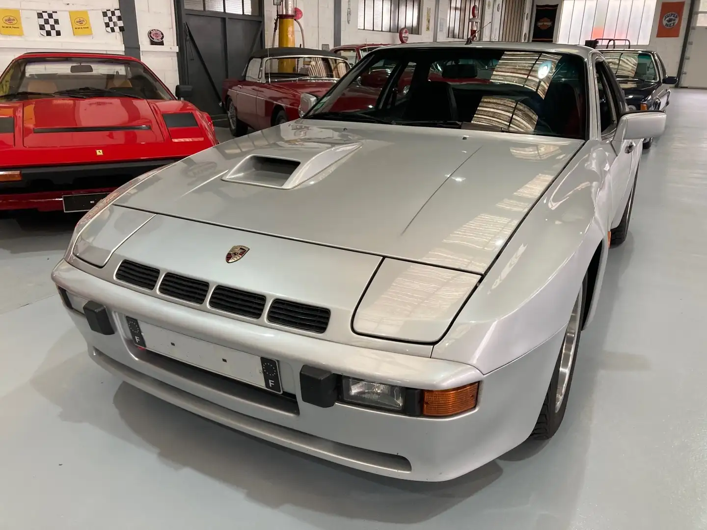 Porsche 924