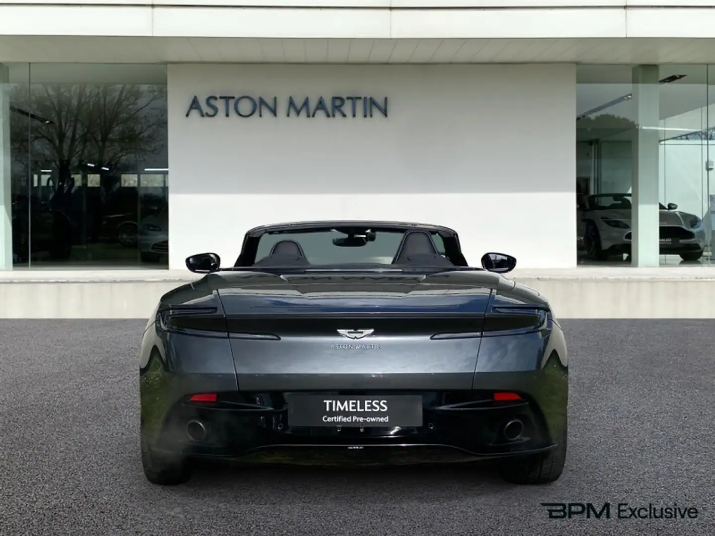 Aston Martin Volante