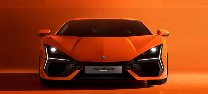 Après deux décennies, Lamborghini décide de revisiter son logo.