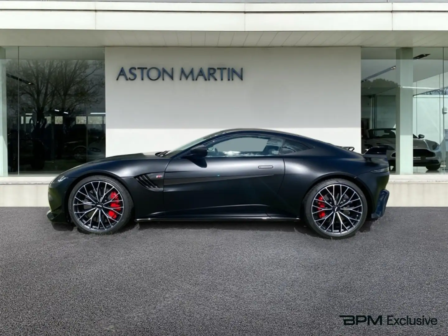 Aston Martin Vantage