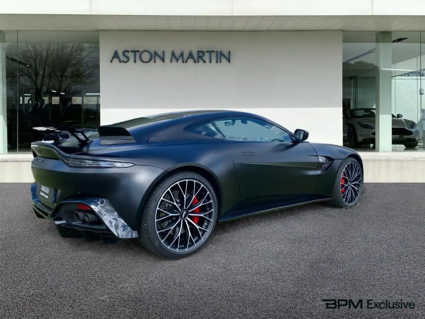 Aston Martin Vantage