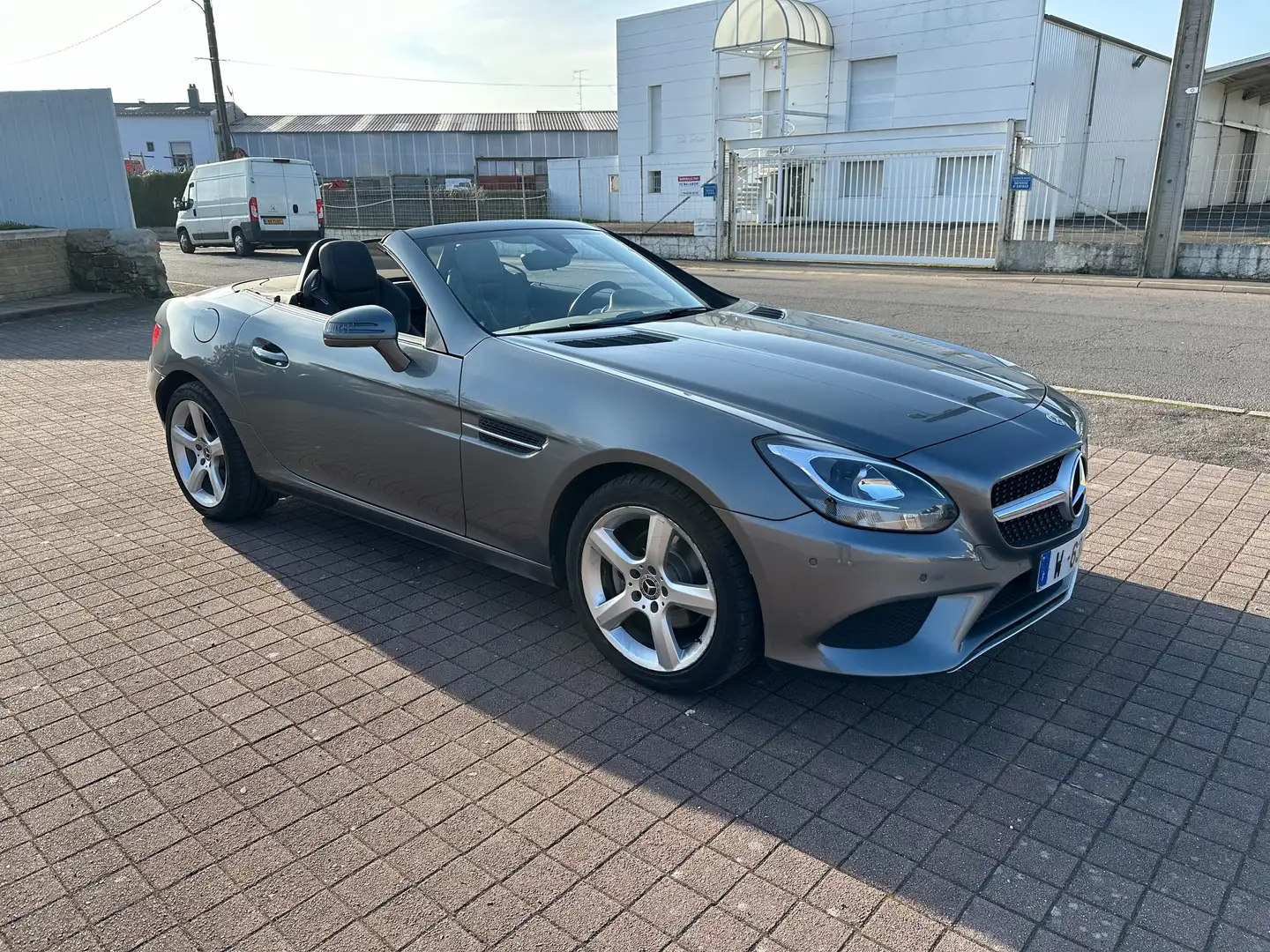 Mercedes-Benz SLC 180