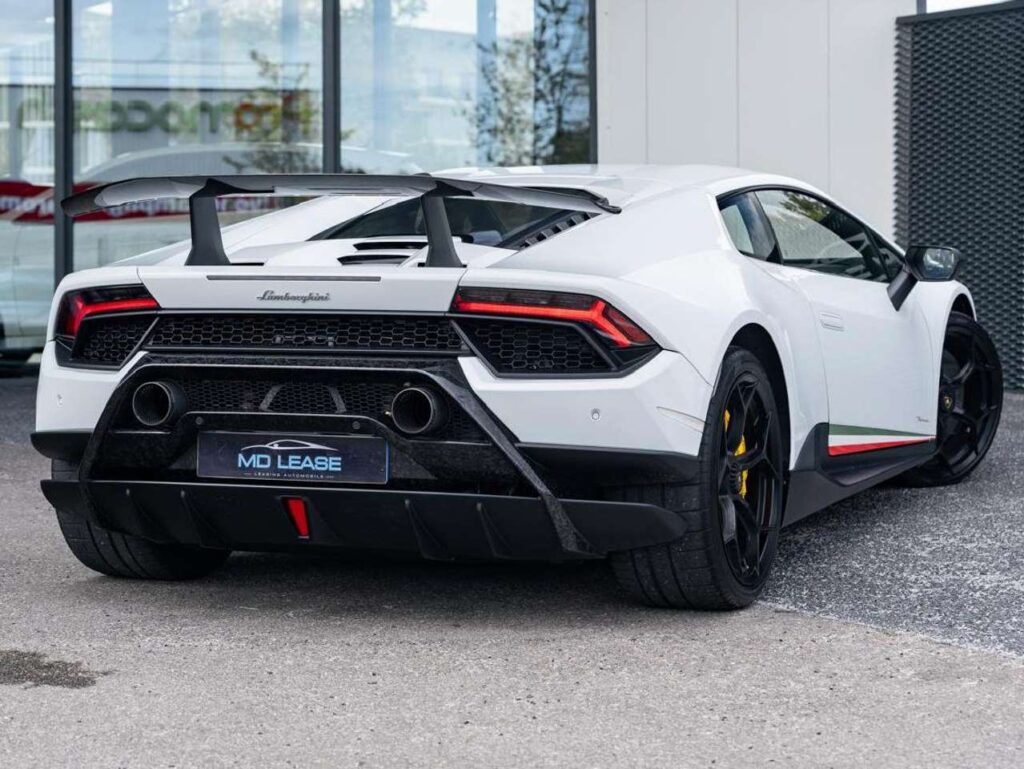 Lamborghini-Hurac%C3%A1n - Performante 640