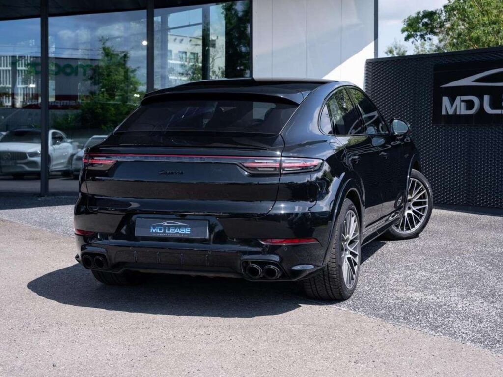 Porsche-Cayenne - COUPE 462 E-HYBRID TIPTRONIC BVA PLATINUM EDITION