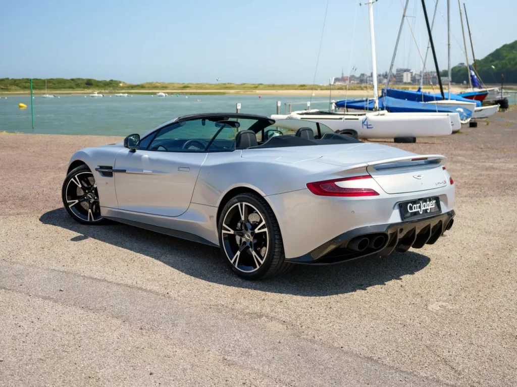 Aston Martin-Vanquish - S Volante V12 603 ch Touchtronic 3