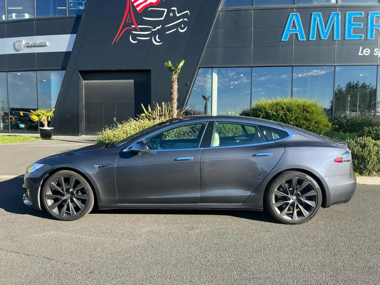 Tesla Model S