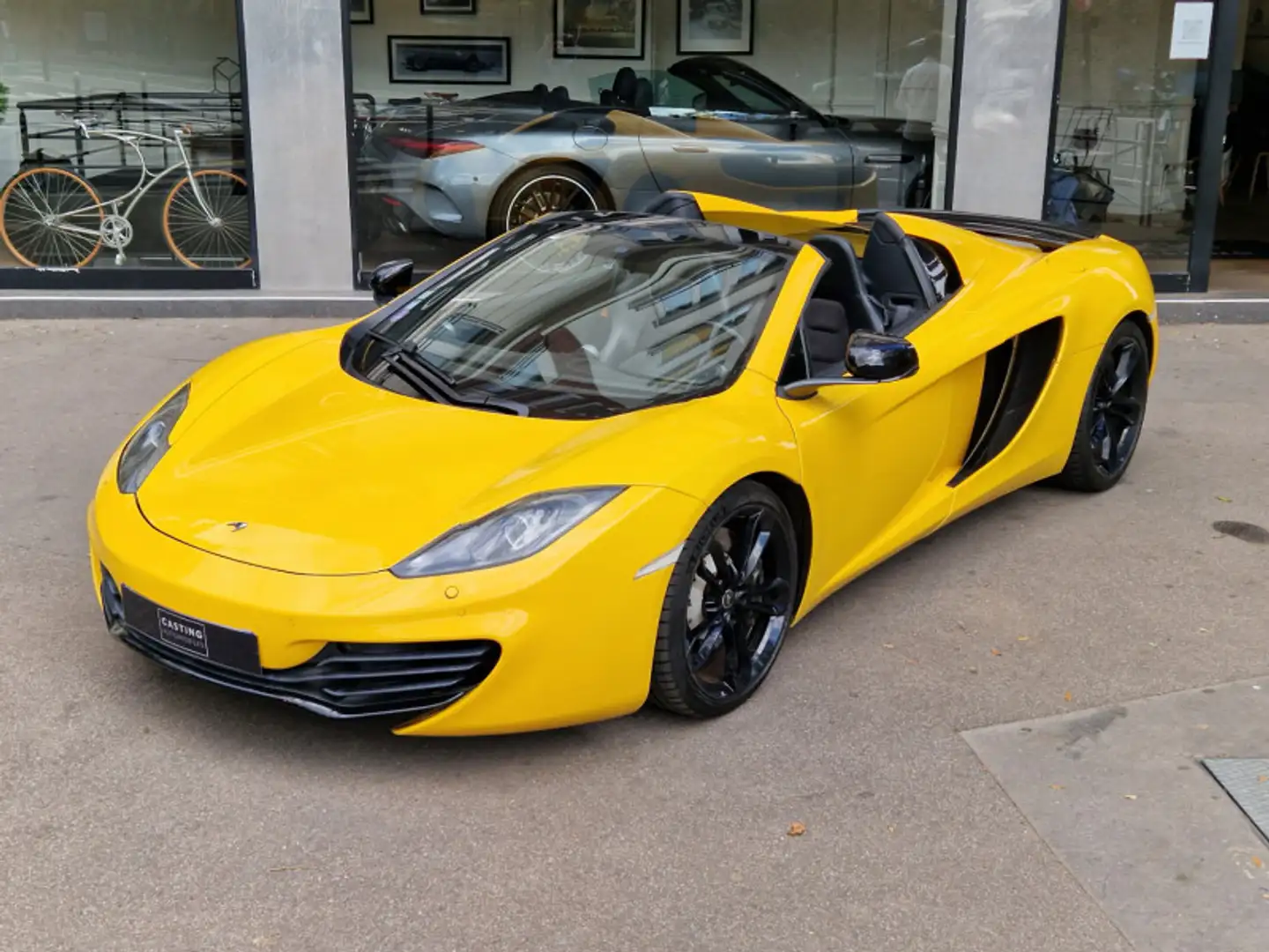 McLaren MP4-12C