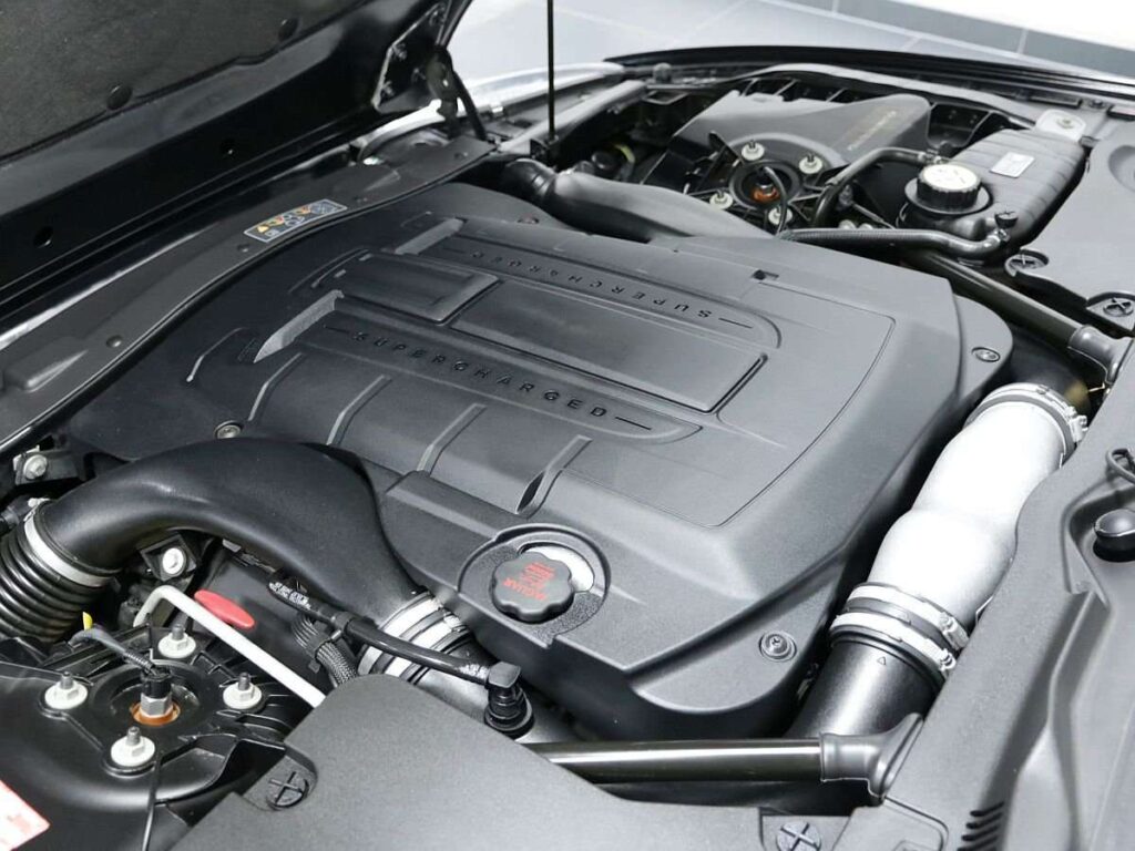 Jaguar-XKR - JAGUAR XKRS 4.2 V8 SURALIMENTE BVA6