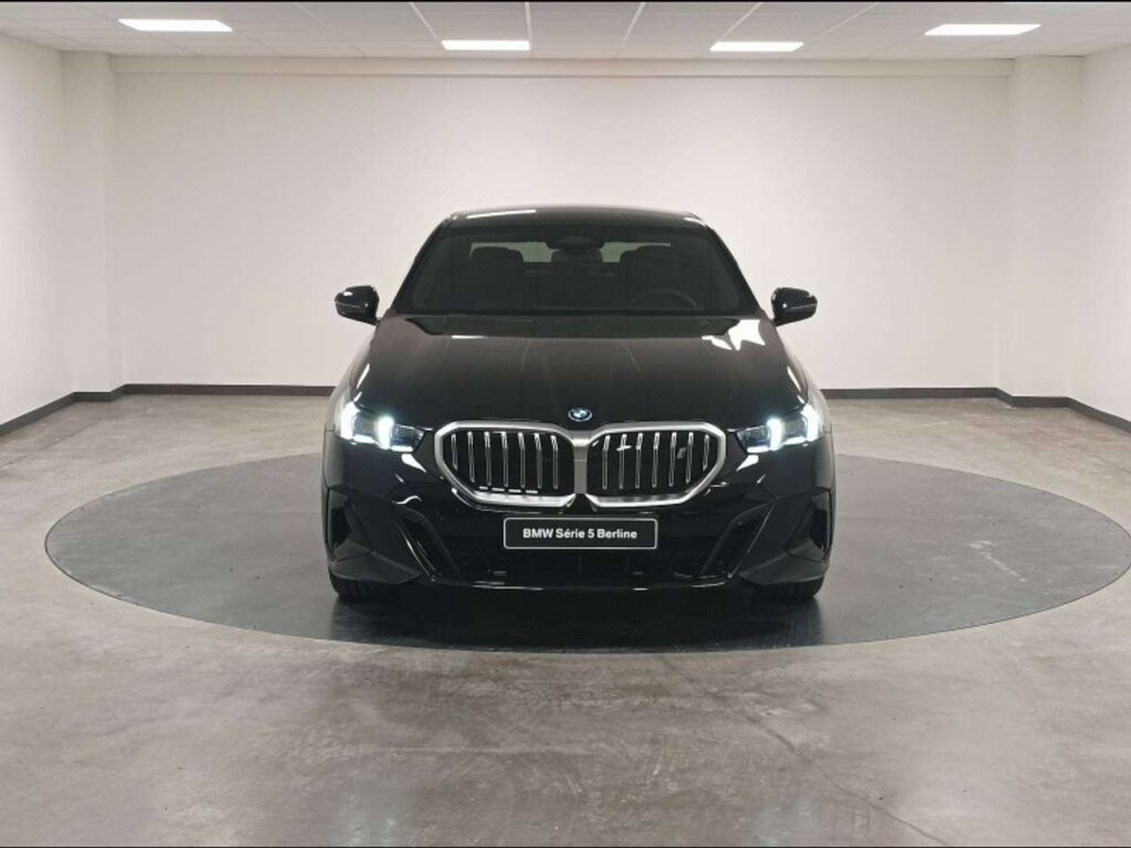 BMW-i5 - i5 eDrive40 340ch M Sport