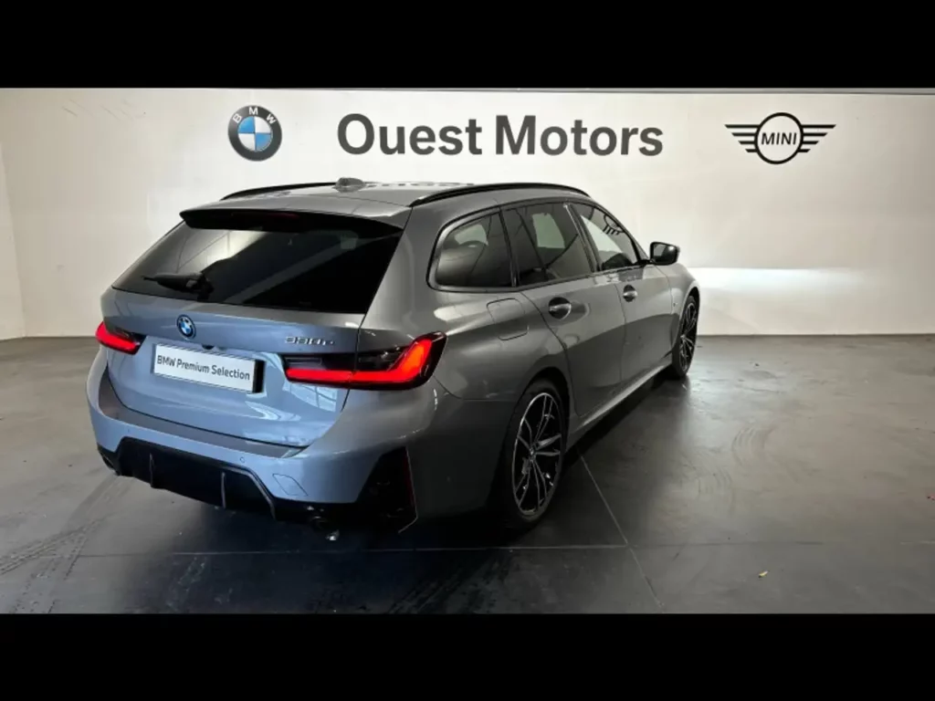 BMW-330 - 330eA 292ch M Sport