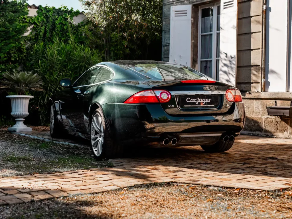 Jaguar-XKR - Coupé 4.2 - 416 A