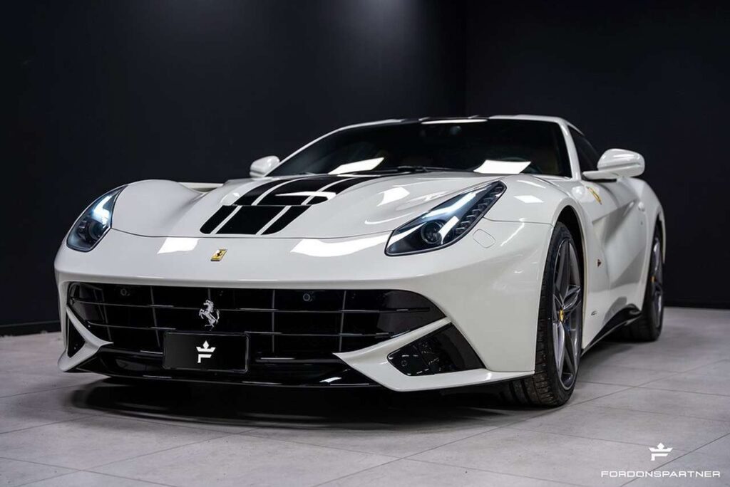 Ferrari-F12 - Berlinetta 6.0 V12 740 Ch