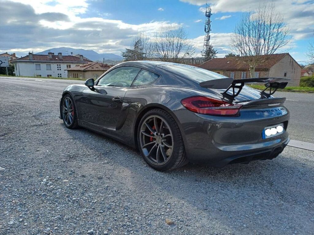 Porsche-Cayman - gt4 981 385cv