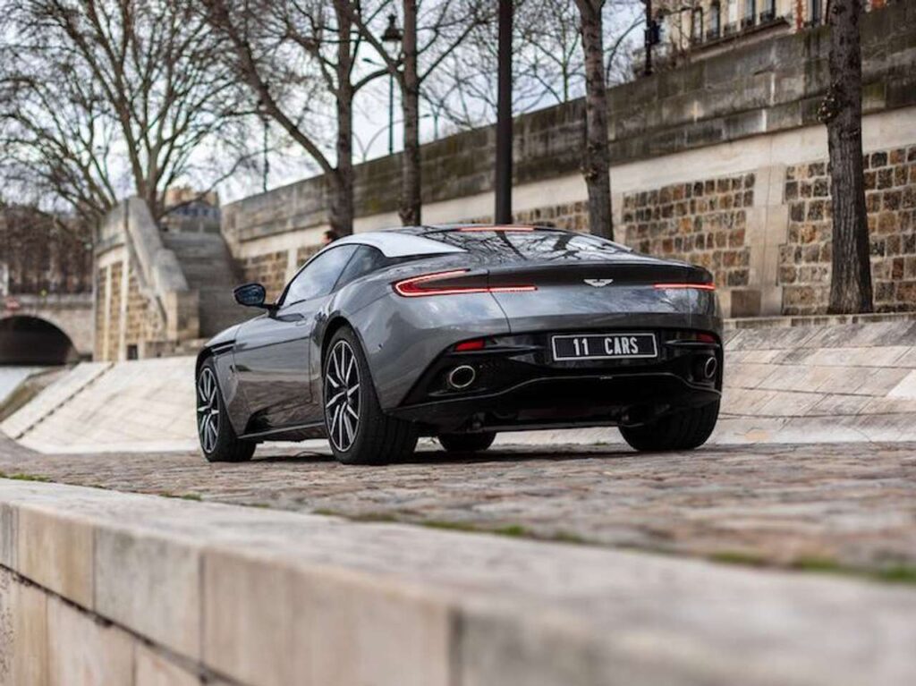 Aston Martin-DB11 - Coupé 5,2 Biturbo V12