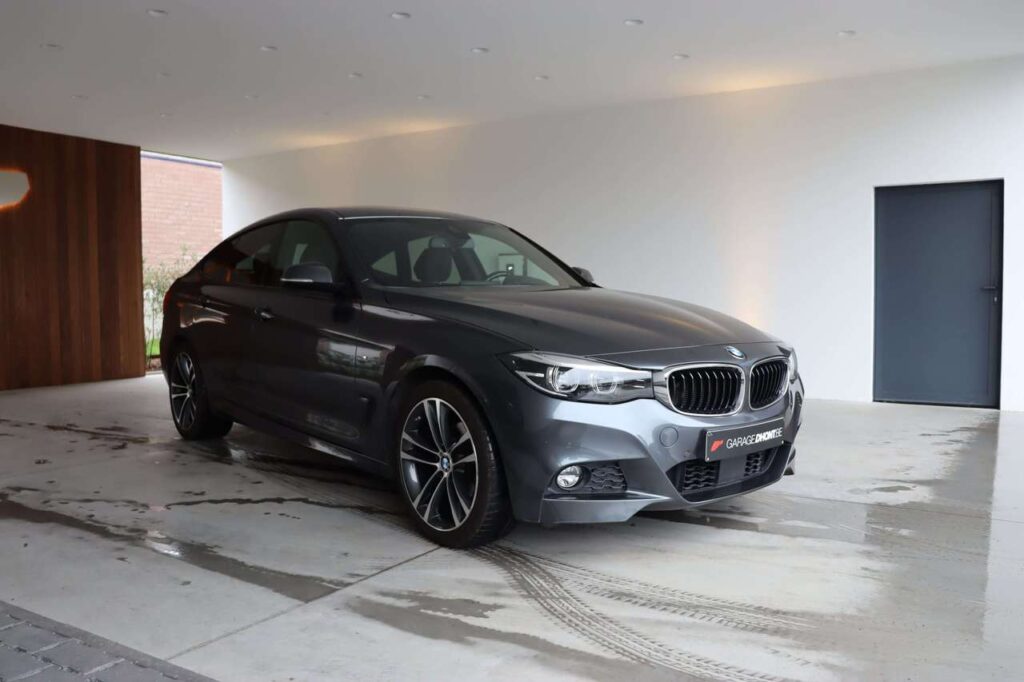 BMW-320 - d GT, 4x4 aandrijving, 360camera, Zetelverwarm