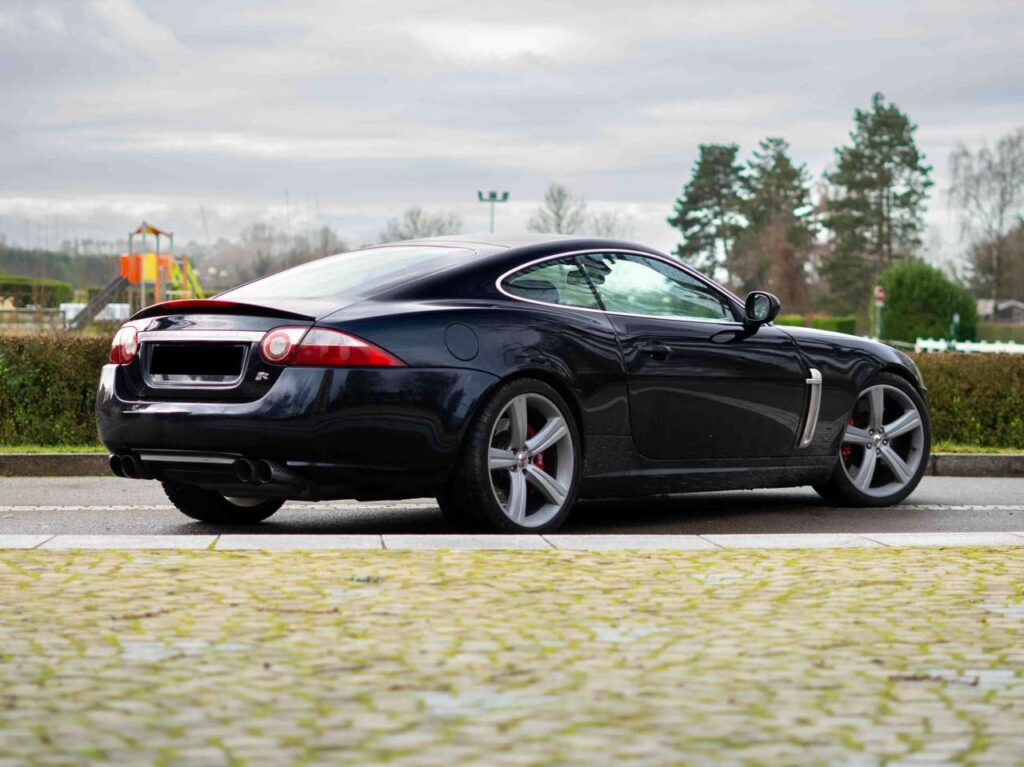 Jaguar-XKR - Coupé 4.2 - 416 A