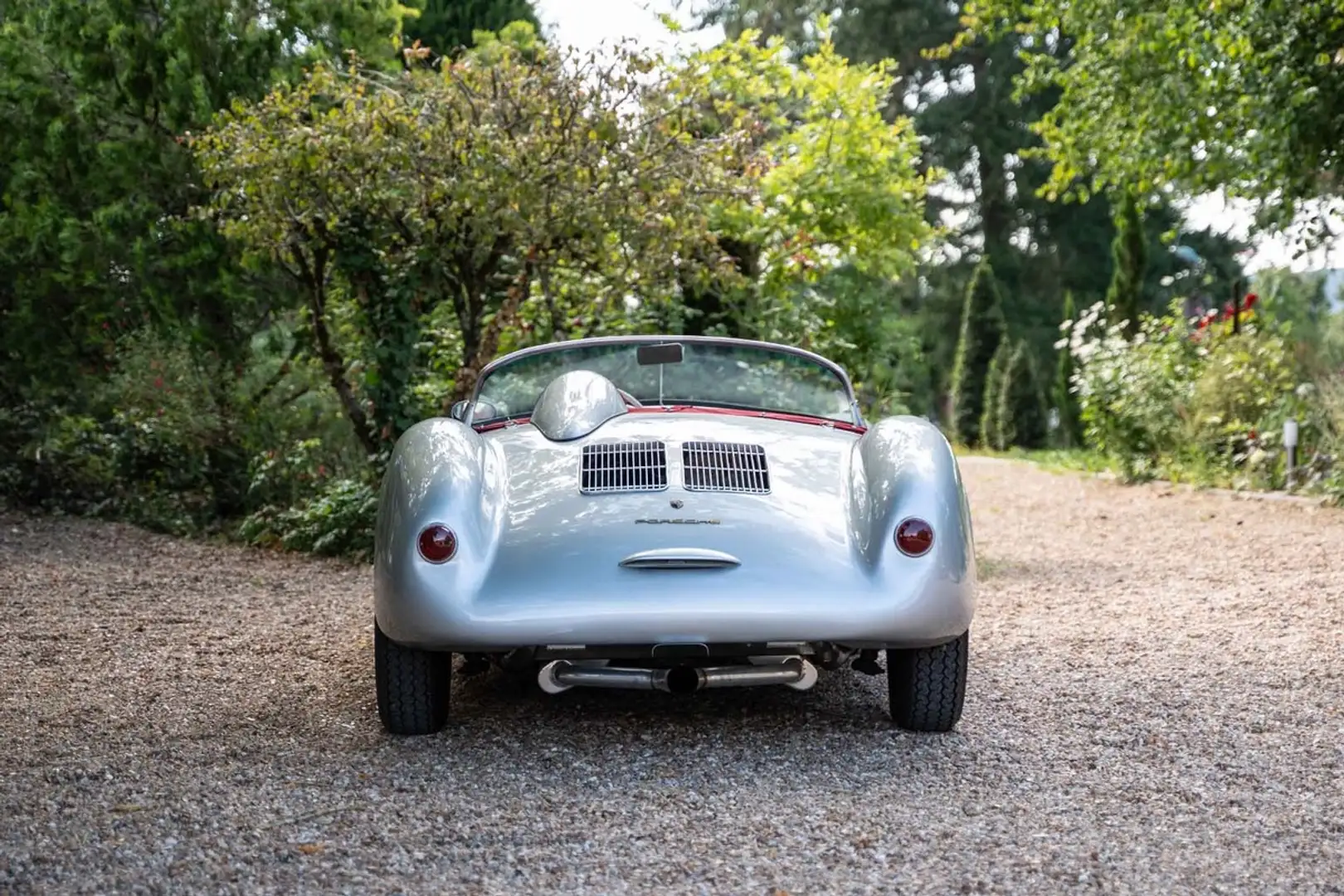 Porsche 550