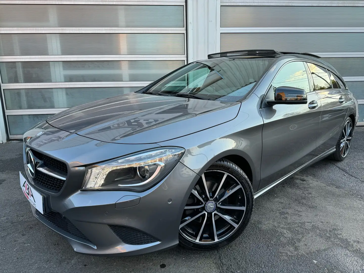 Mercedes-Benz CLA 200