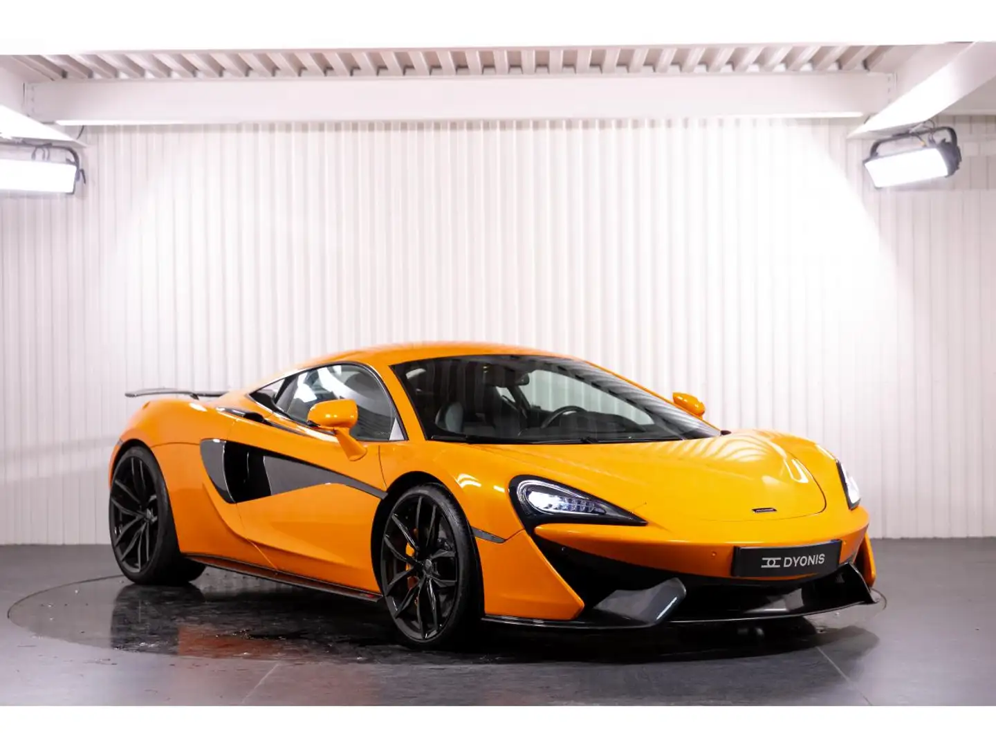 McLaren 570S