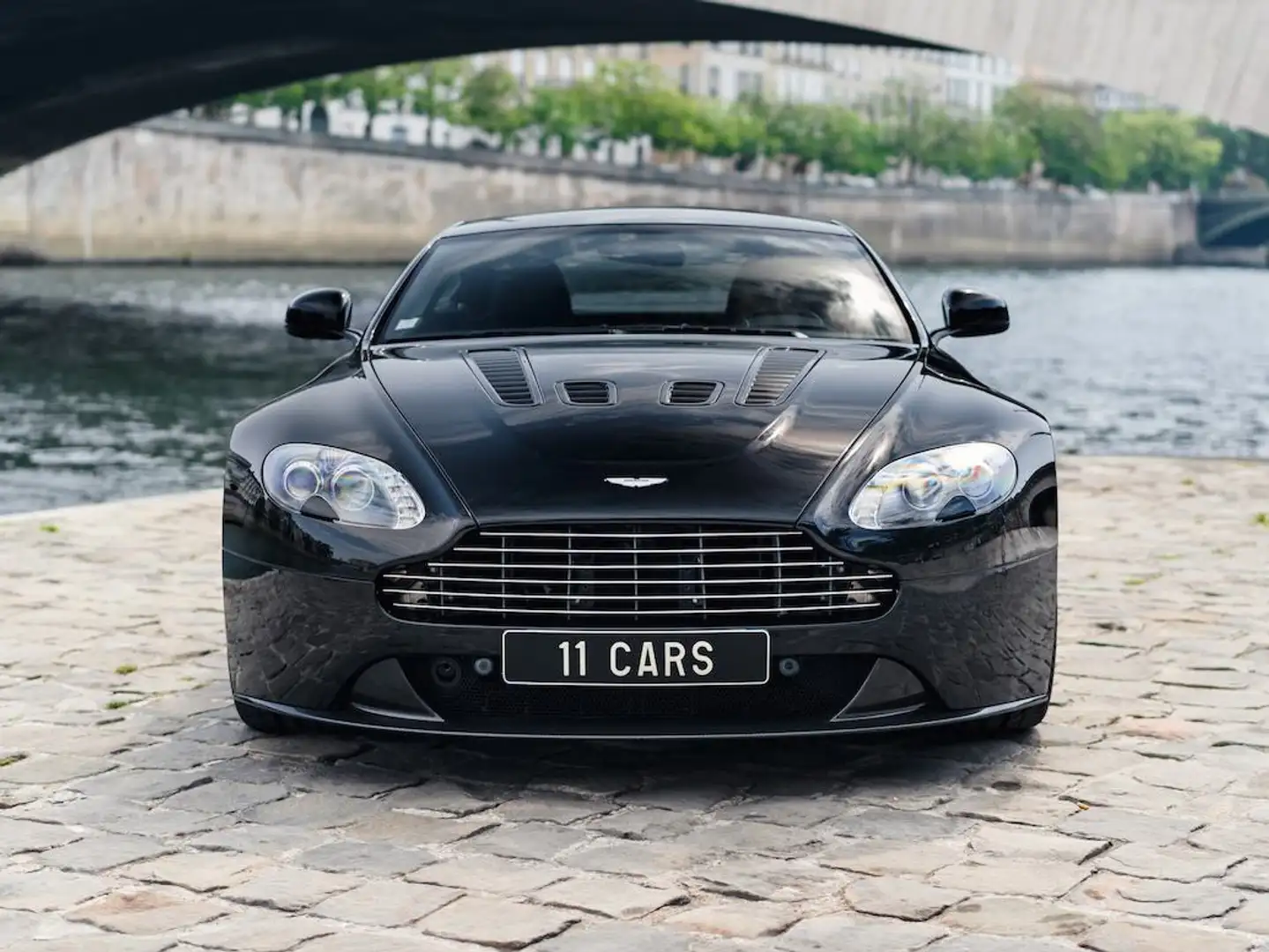 Aston Martin Vantage