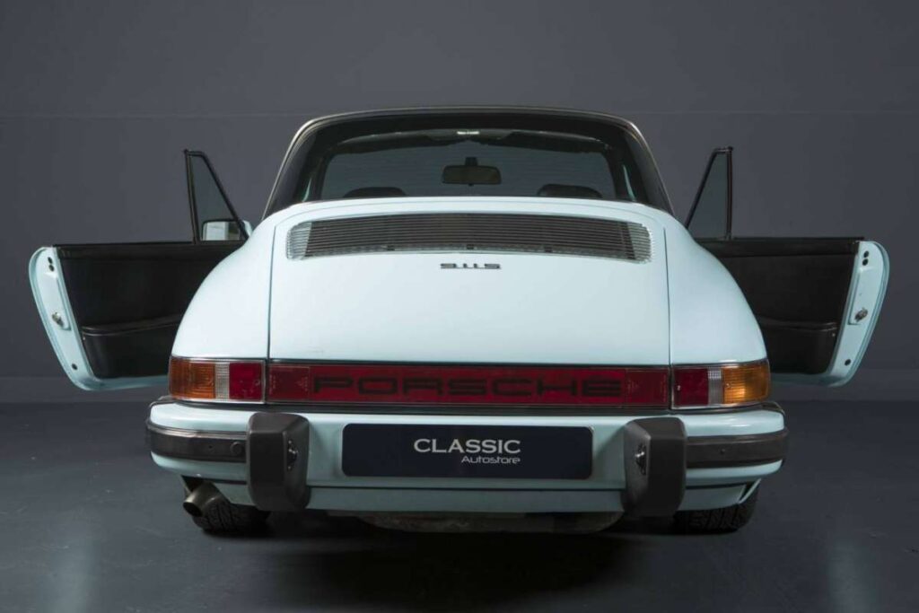 Porsche-911 - 2,7L S TARGA 2.7L